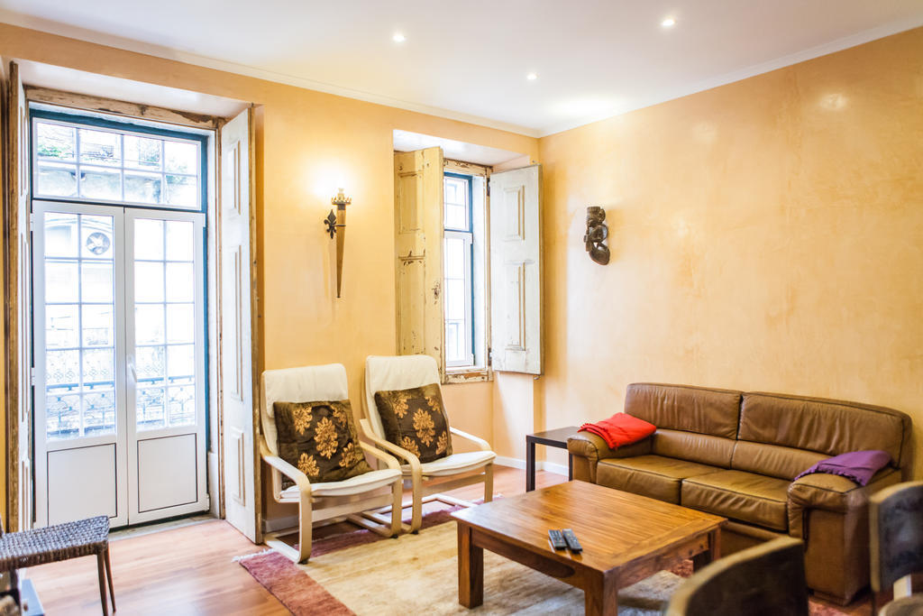 Ferienwohnung Rossio Convento Da Encarnacao Lissabon Zimmer foto