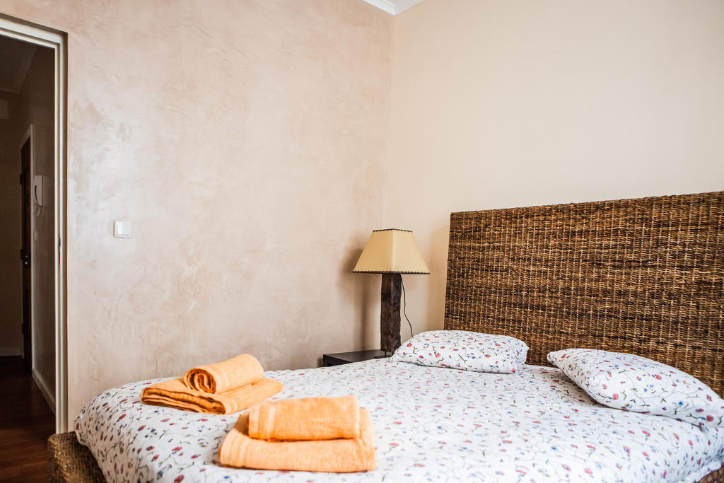 Ferienwohnung Rossio Convento Da Encarnacao Lissabon Zimmer foto